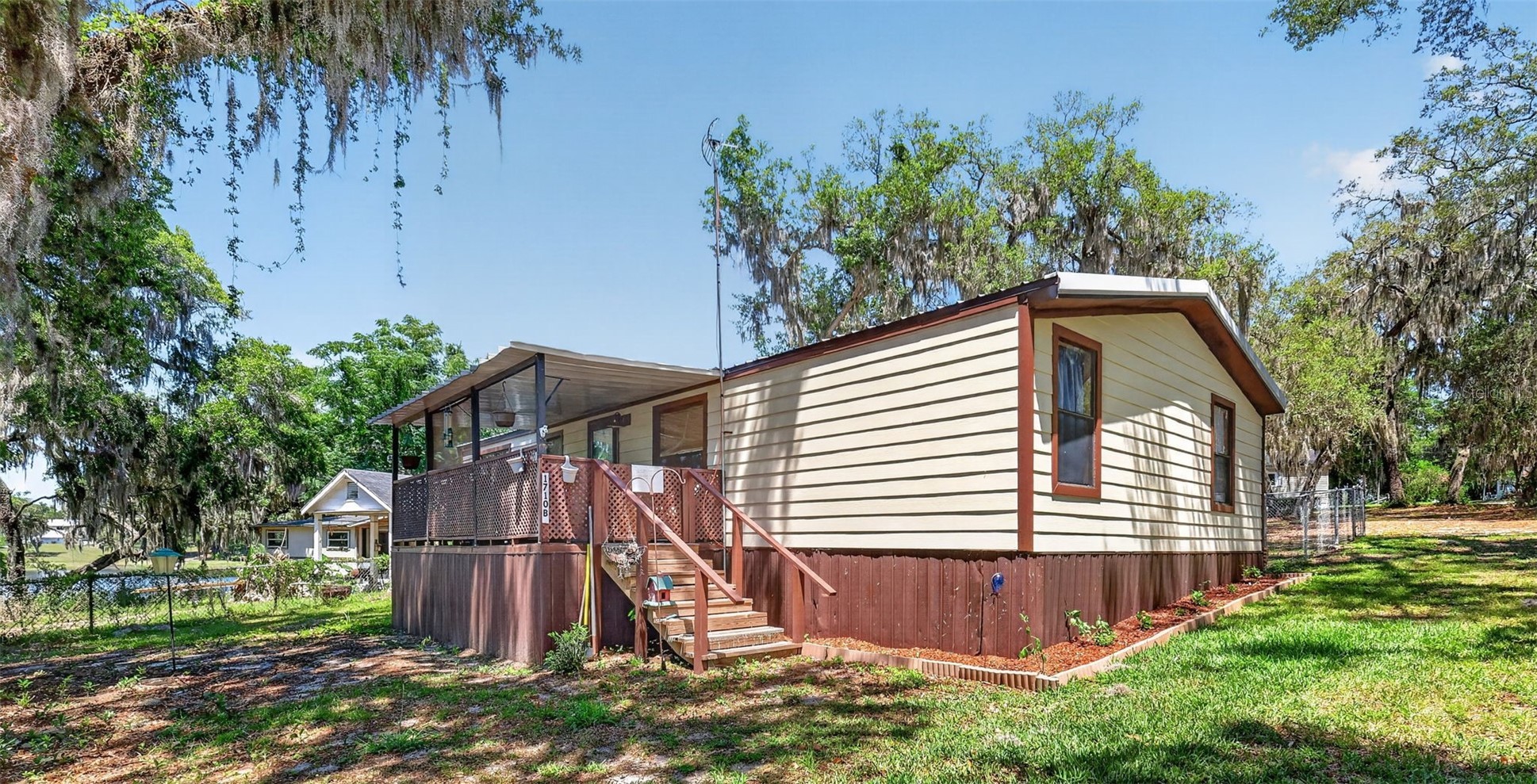 1710 INDIAN TRAIL B