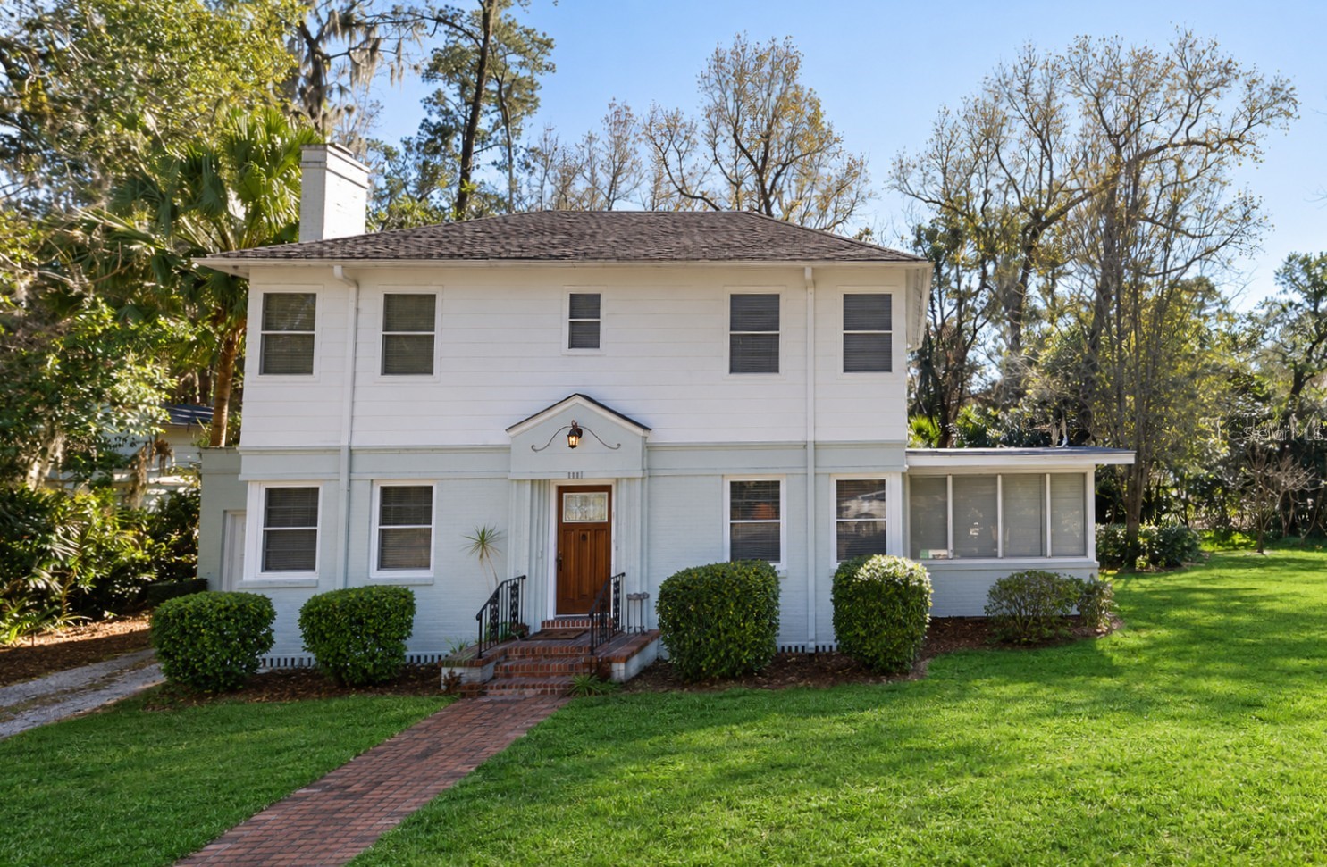 2721 SW 3RD PLACE