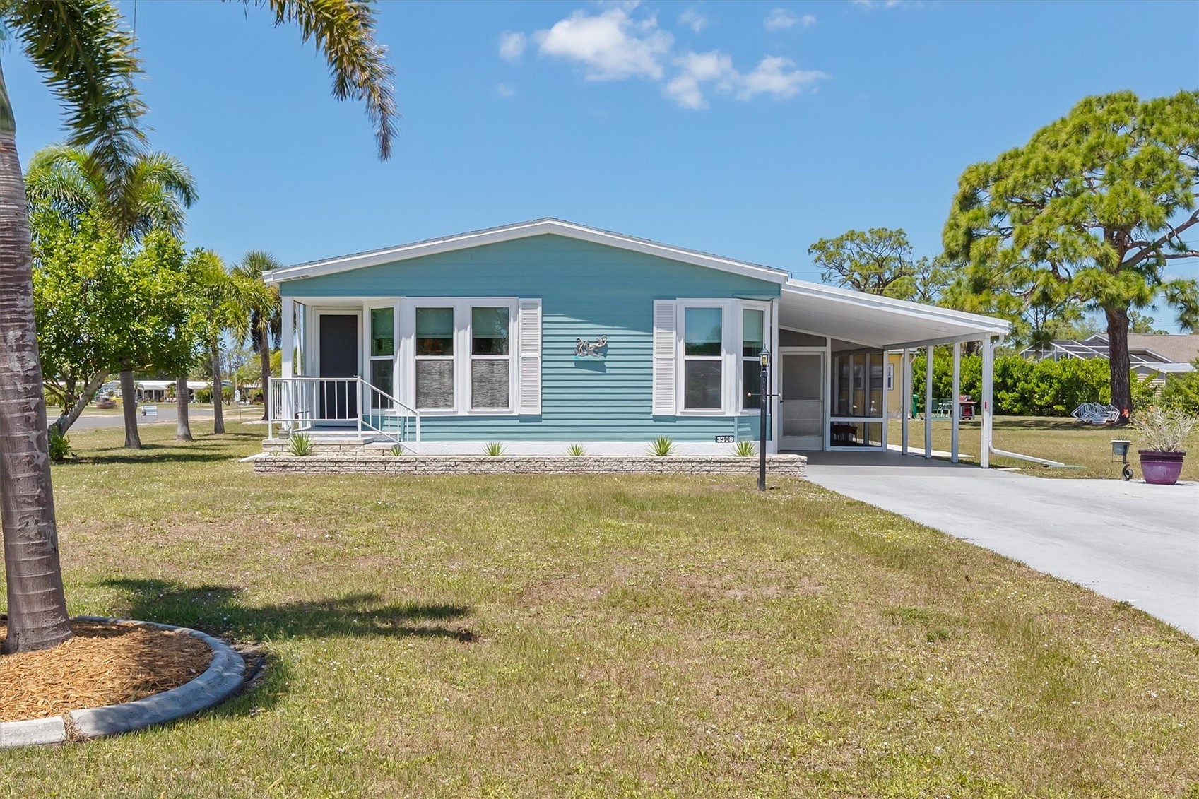 3308 GOLDFINCH LANE