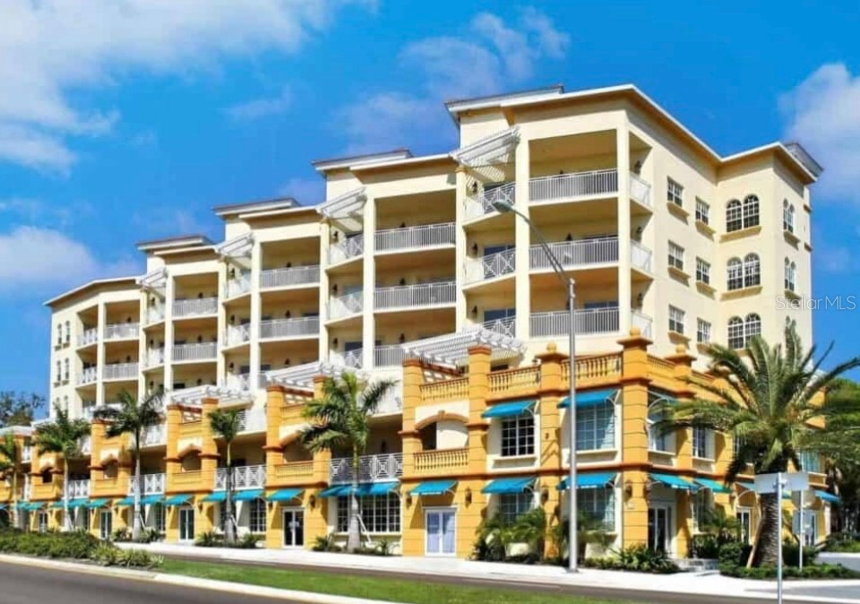 1188 N TAMIAMI TRAIL 403