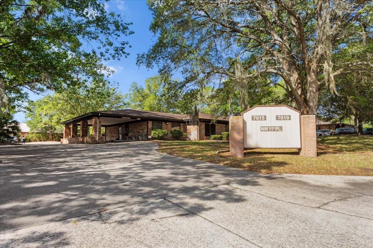 7019 NW 11TH PLACE