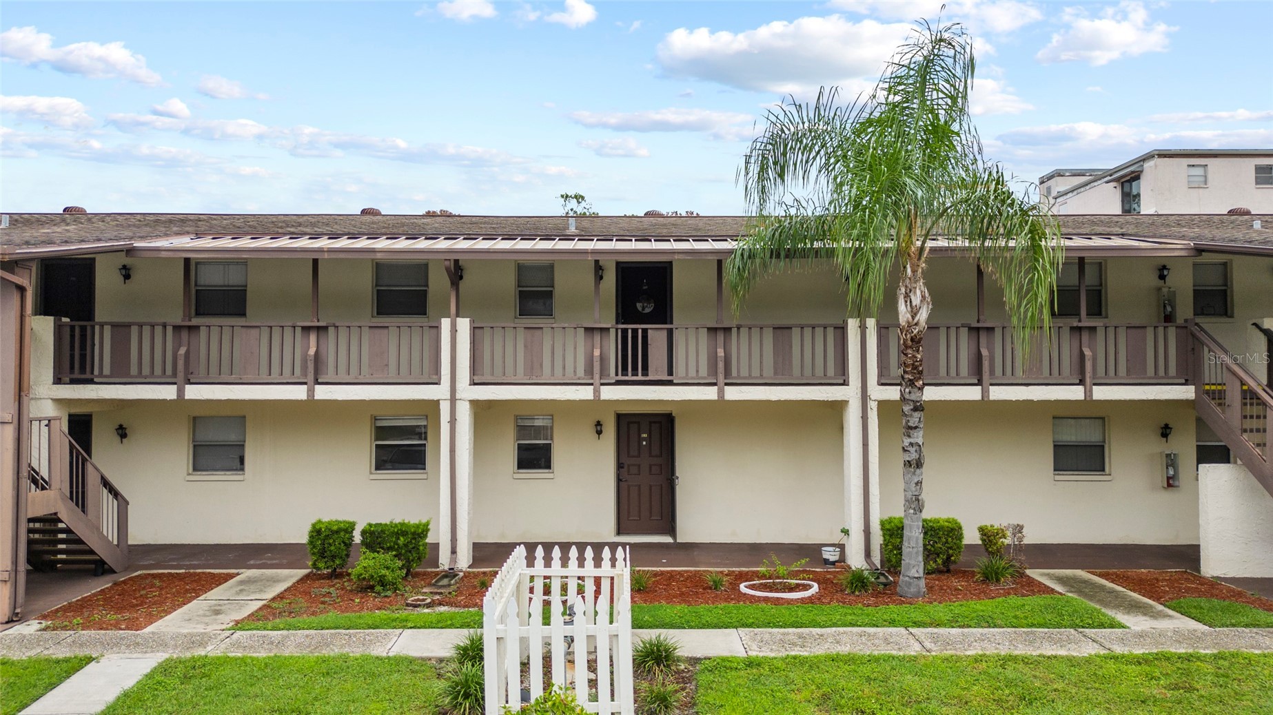 5521 BAY BOULEVARD 103