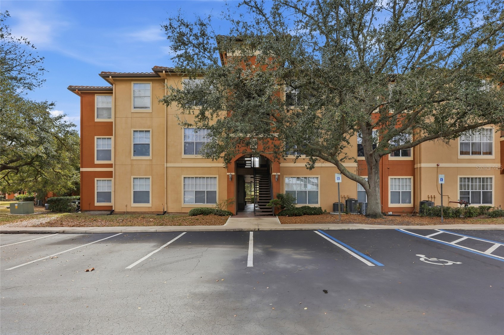 5518 METROWEST BOULEVARD 11-104