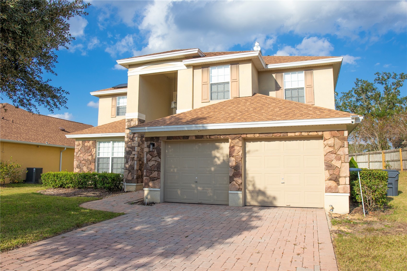 112 CYPRESS POINTE COURT