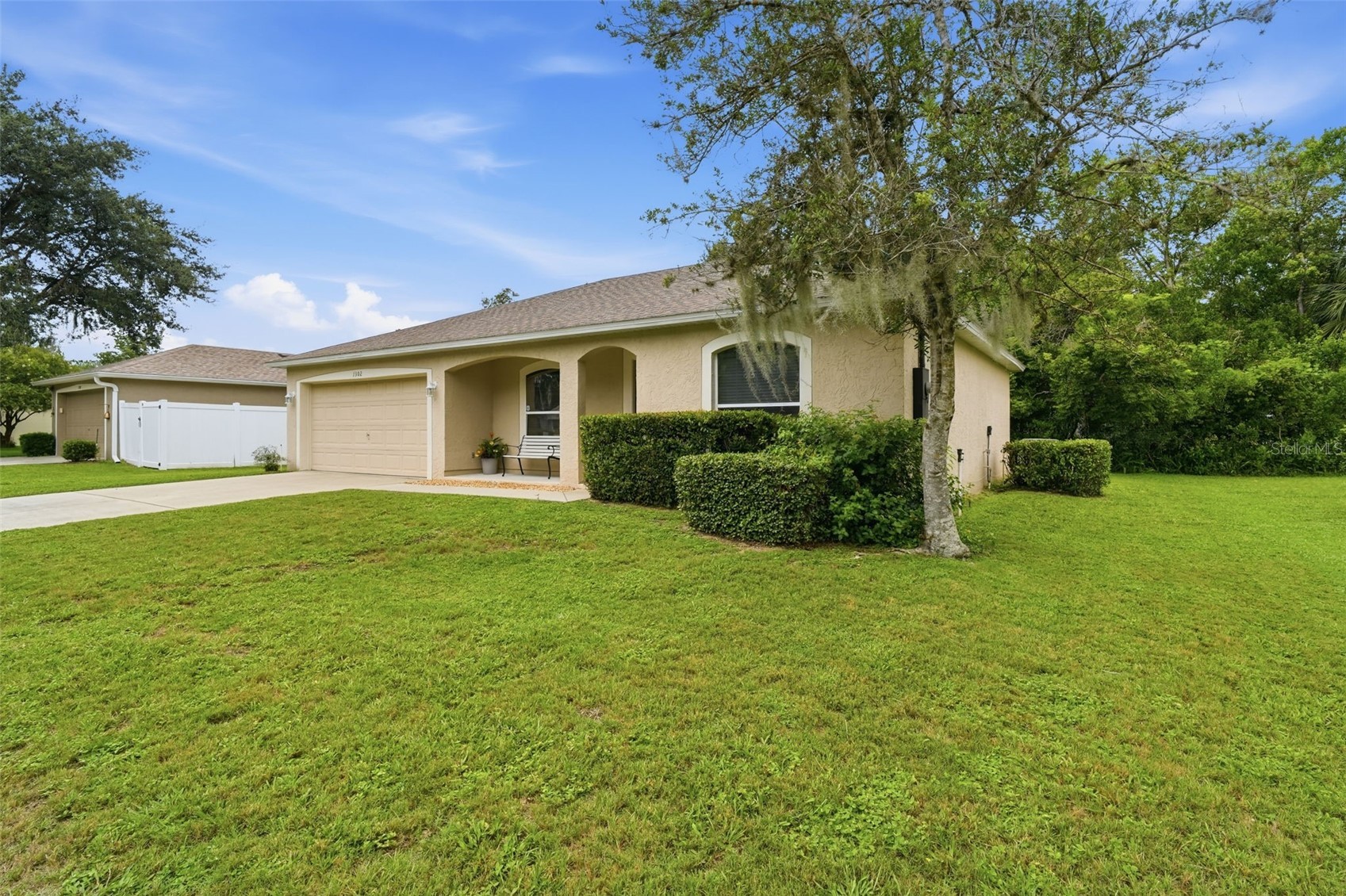1302 BENTON LAKE DRIVE E