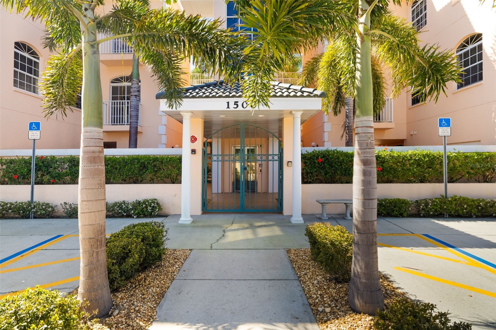 1522 GONDOLA PARK DRIVE 1522