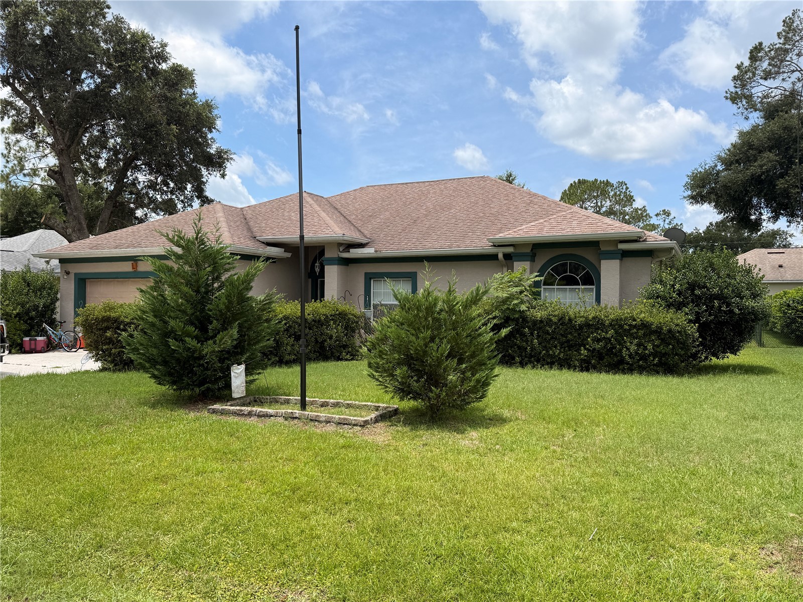 41 WALKER DRIVE
