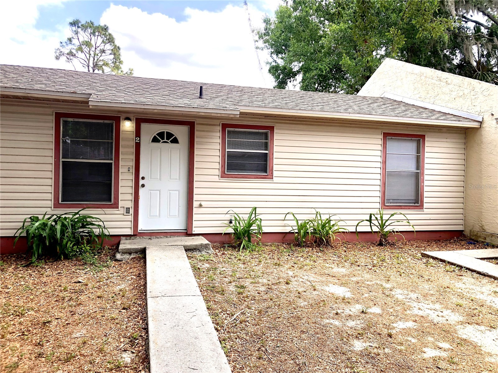 308 W CRESCENT DRIVE 2
