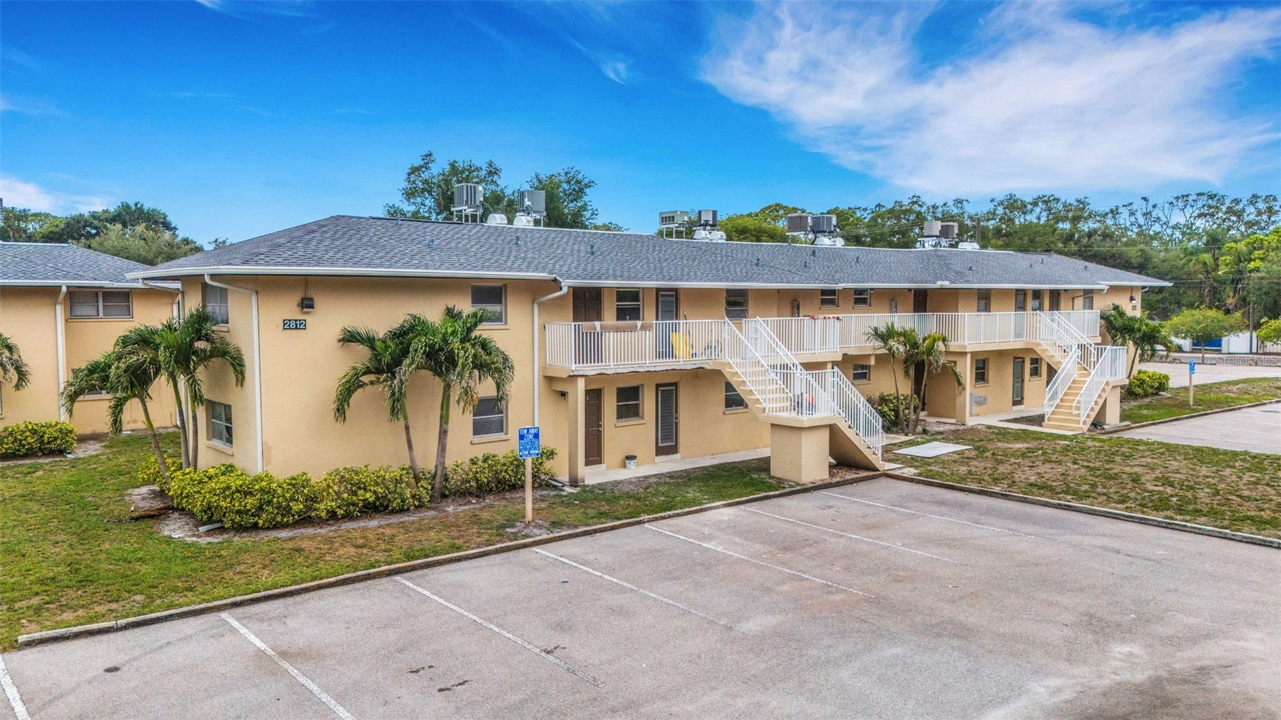 2826 W RAINBOW CIRCLE 2818