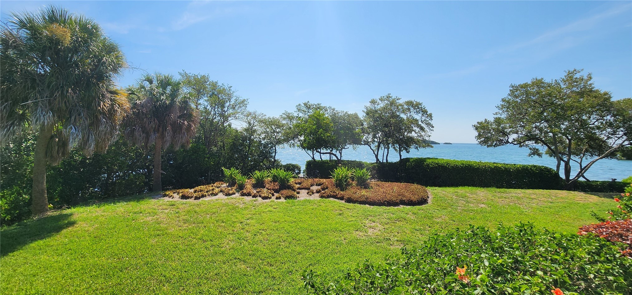 1515 PINELLAS BAYWAY S 62