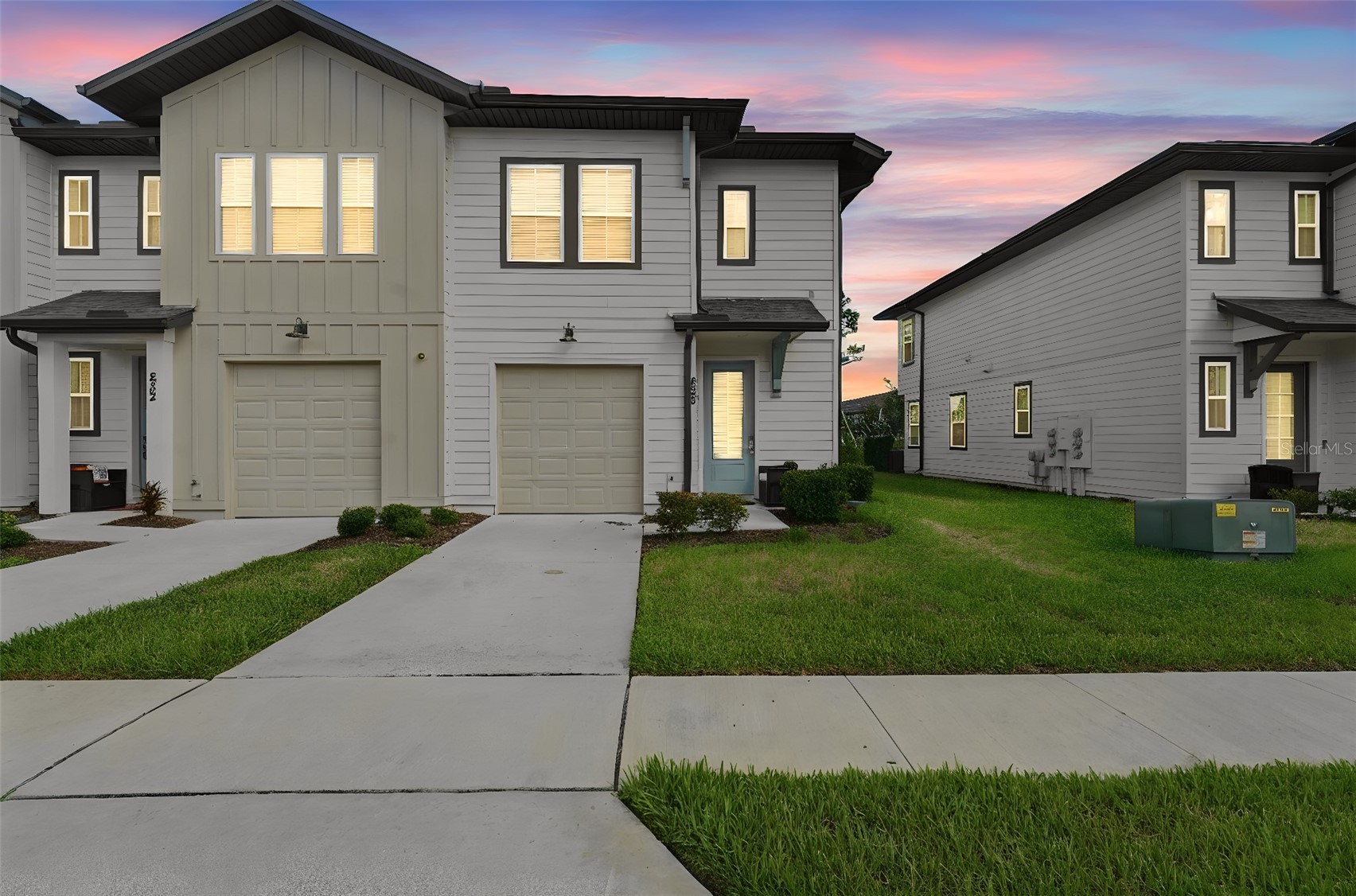 828 LONGBOAT DRIVE