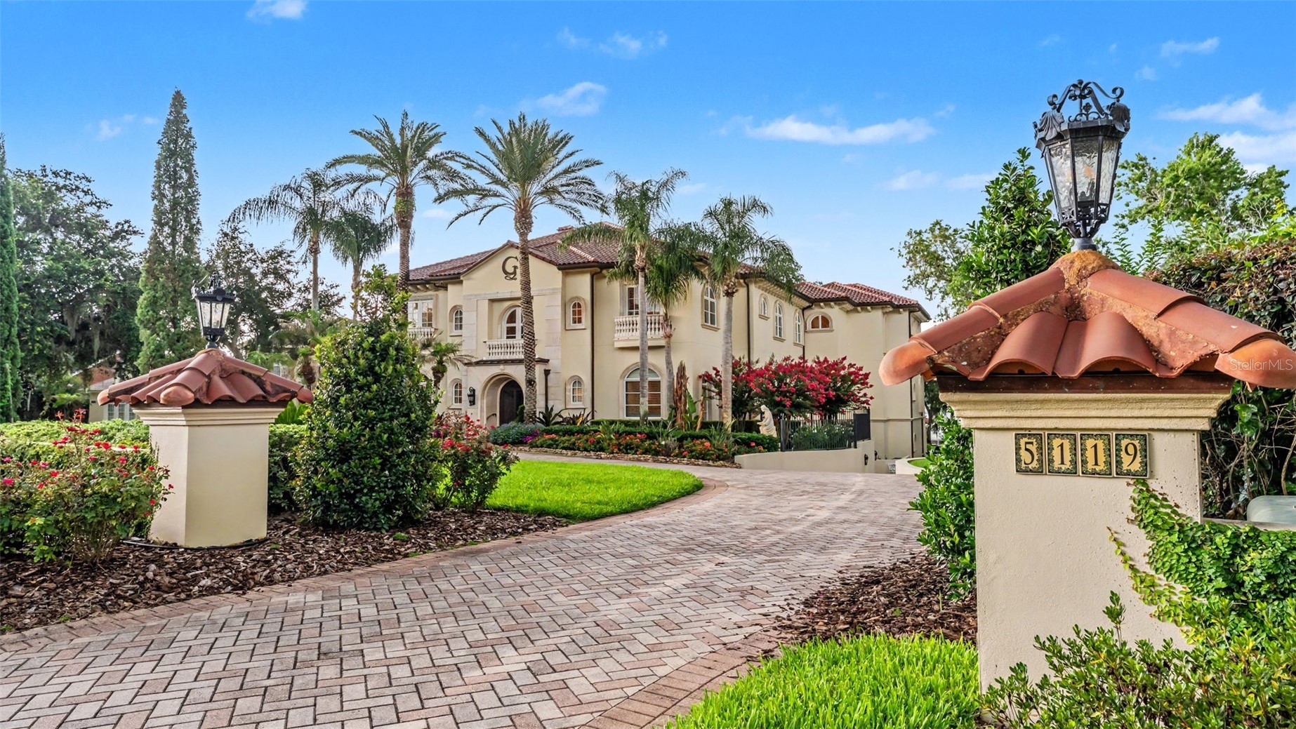 5119 LAKE IN THE WOODS BOULEVARD