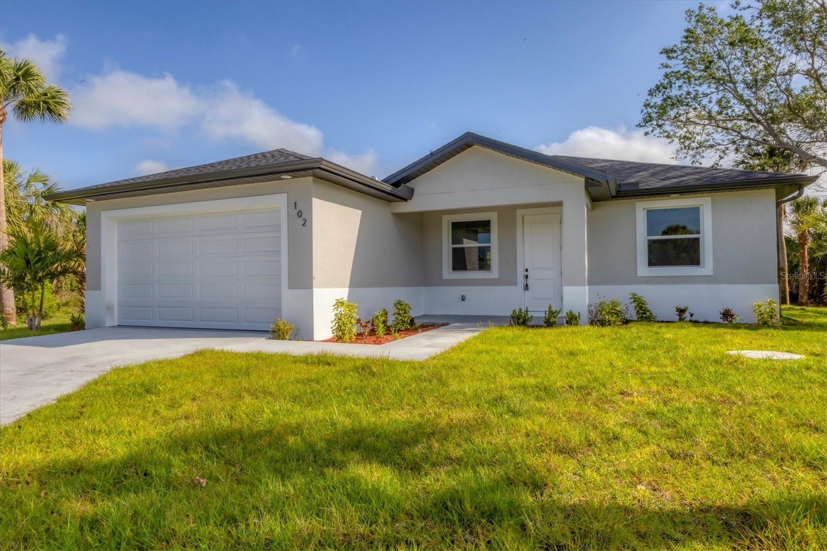 102 ARROW LANE