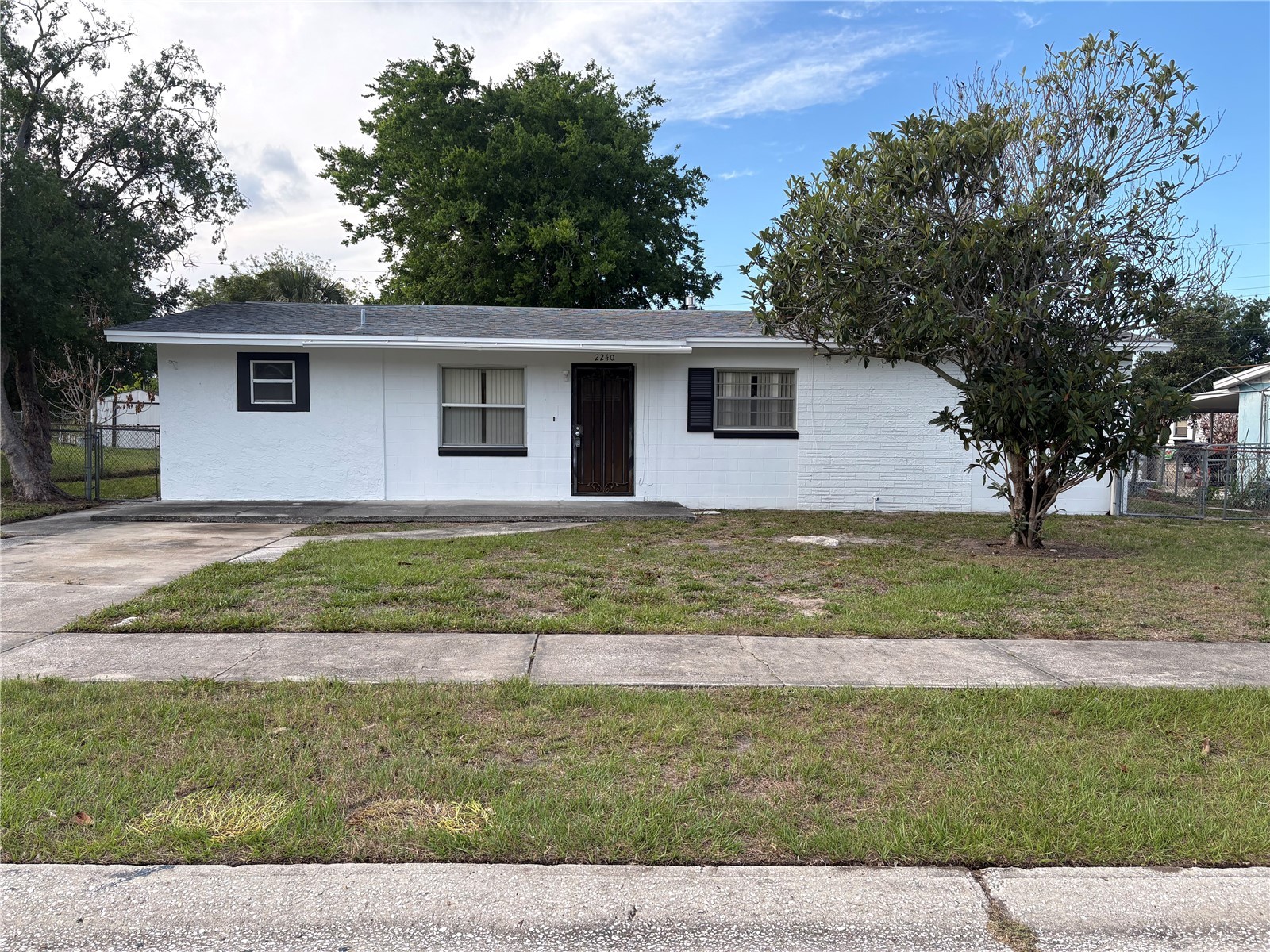 2240 WHITE SANDS DRIVE