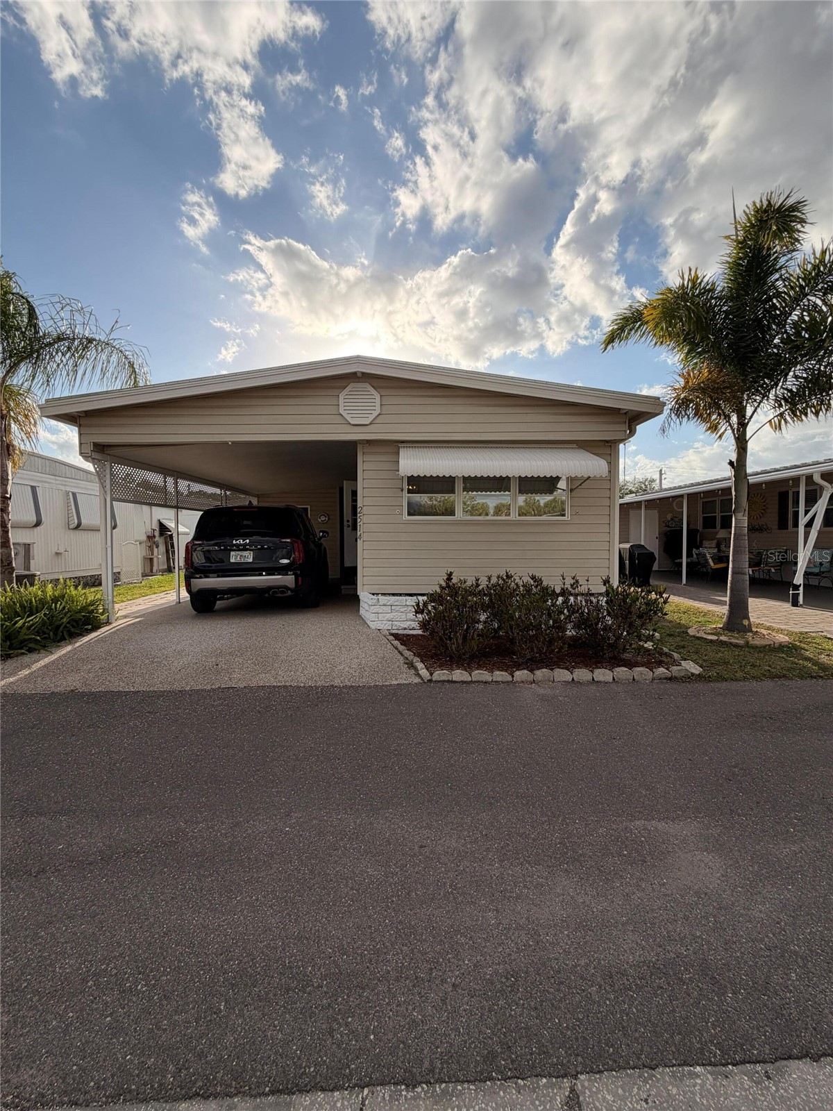 2514 17TH STREET LANE W