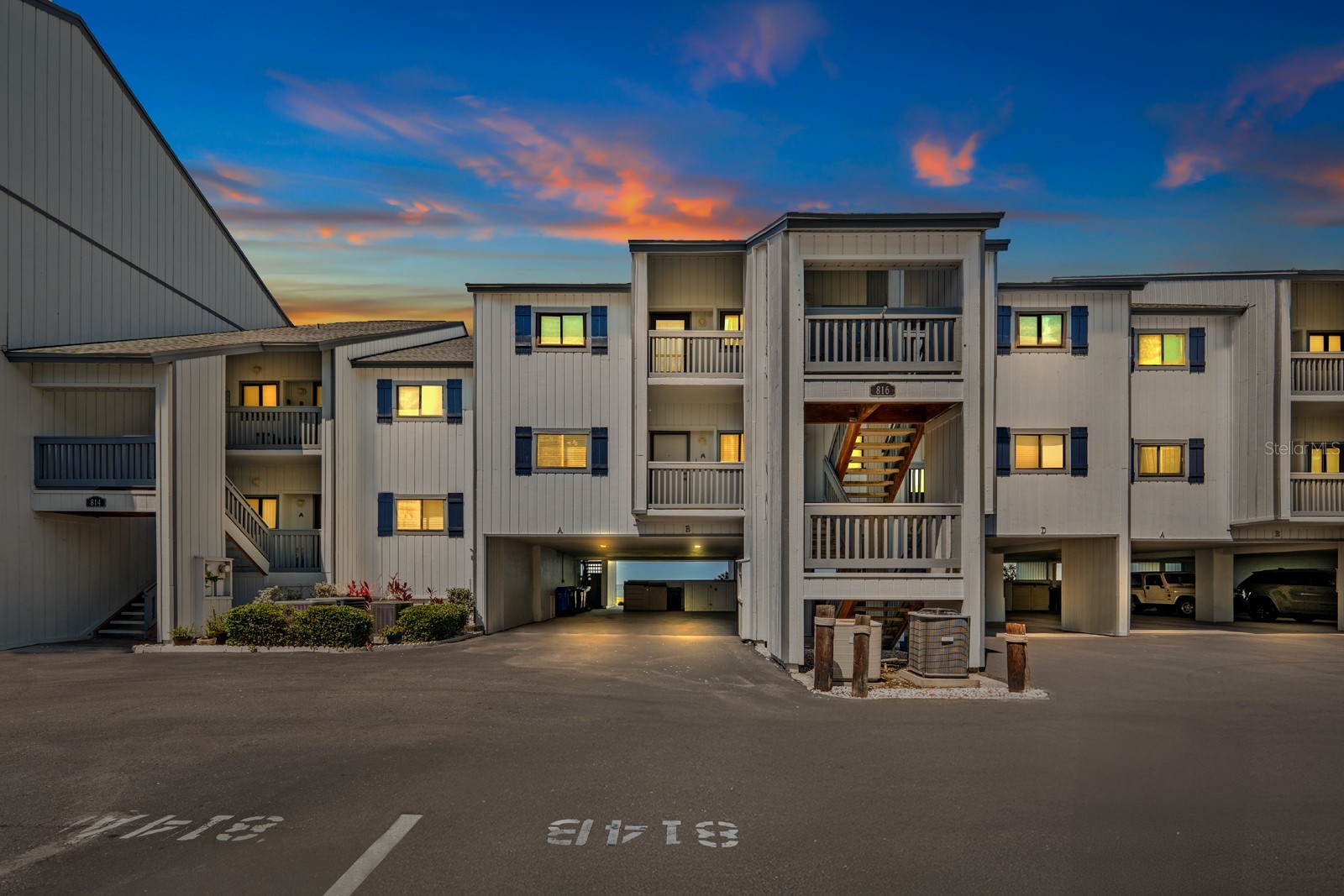 816 BAHIA DEL SOL DRIVE 23