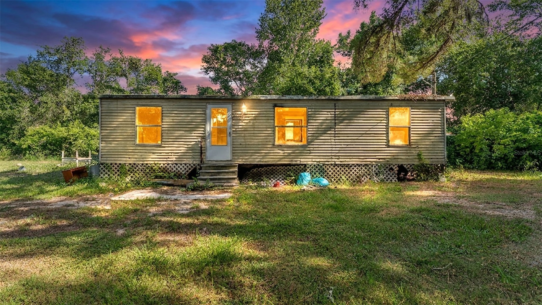 2220 ELLIE ROAD B
