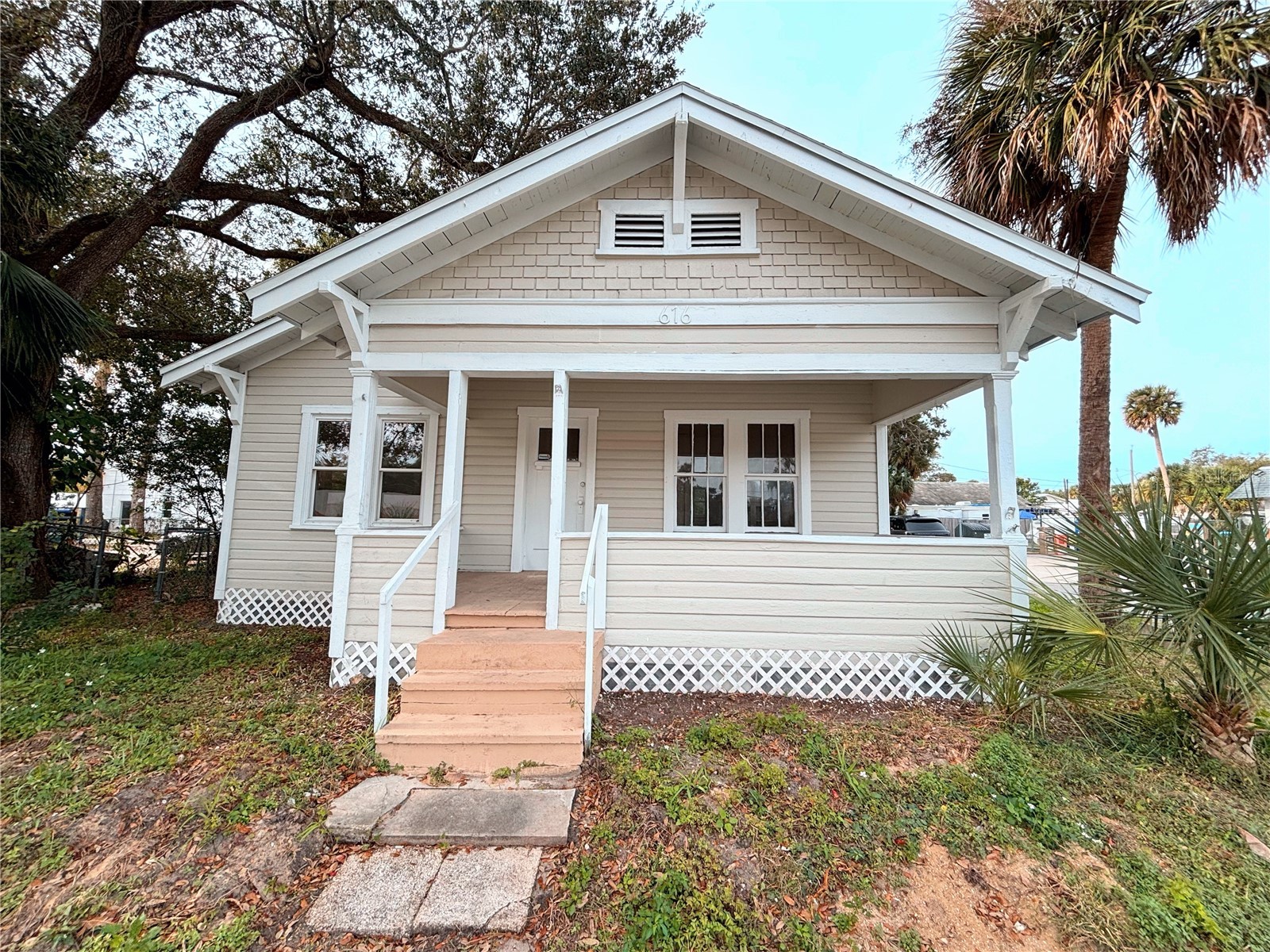 616 N DIXIE FREEWAY