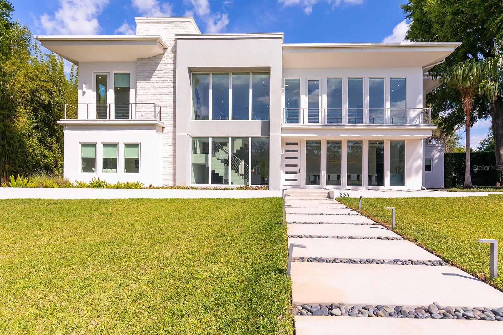 231 CHELTON CIRCLE