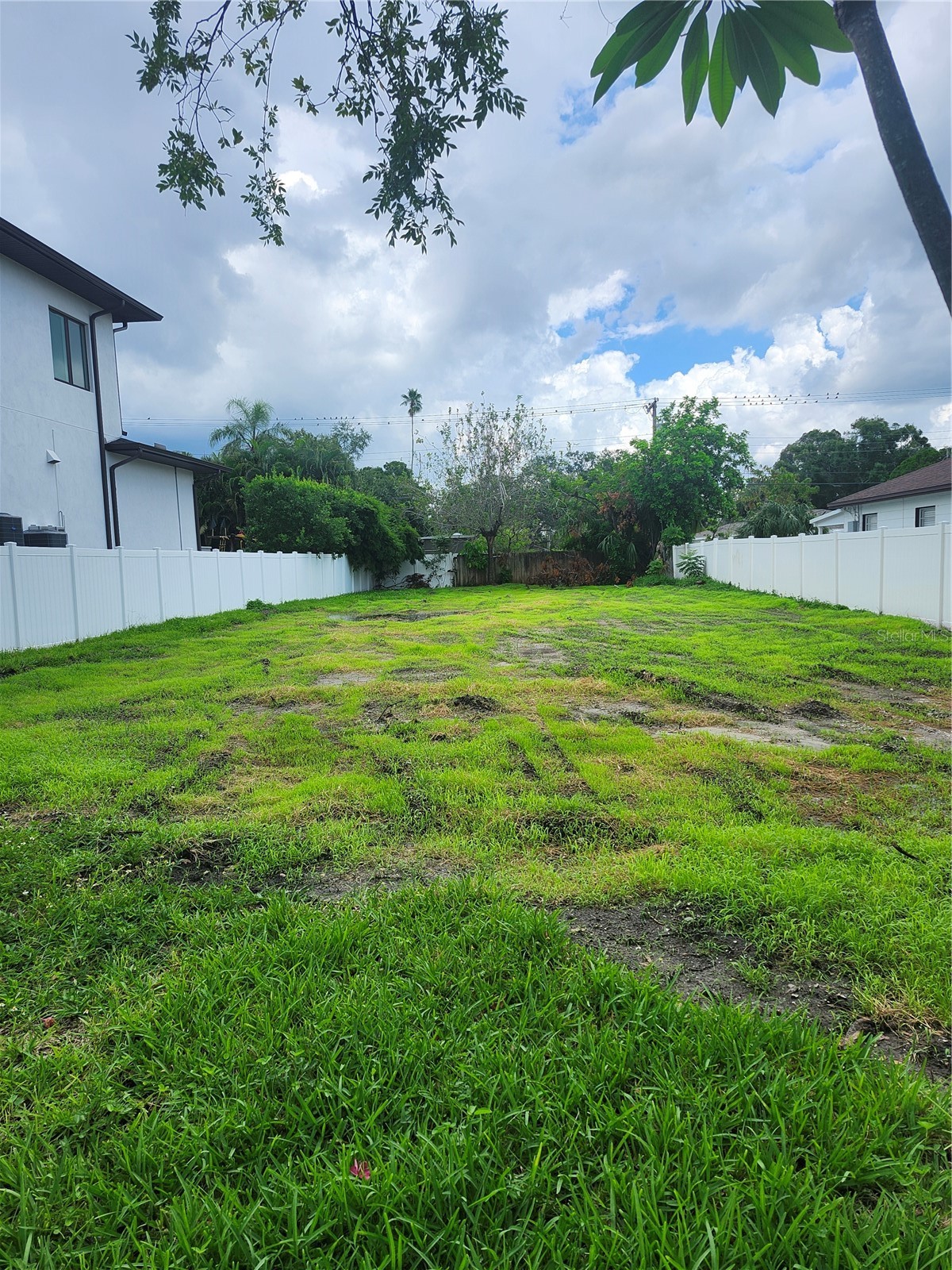 507 DANUBE AVENUE