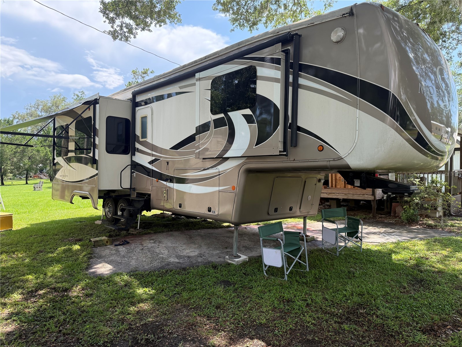 2092 CULBREATH ROAD D24
