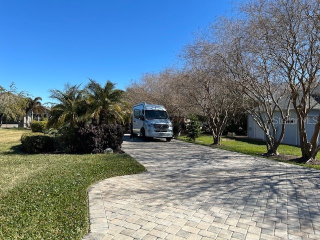 427 TRAVELERS DRIVE