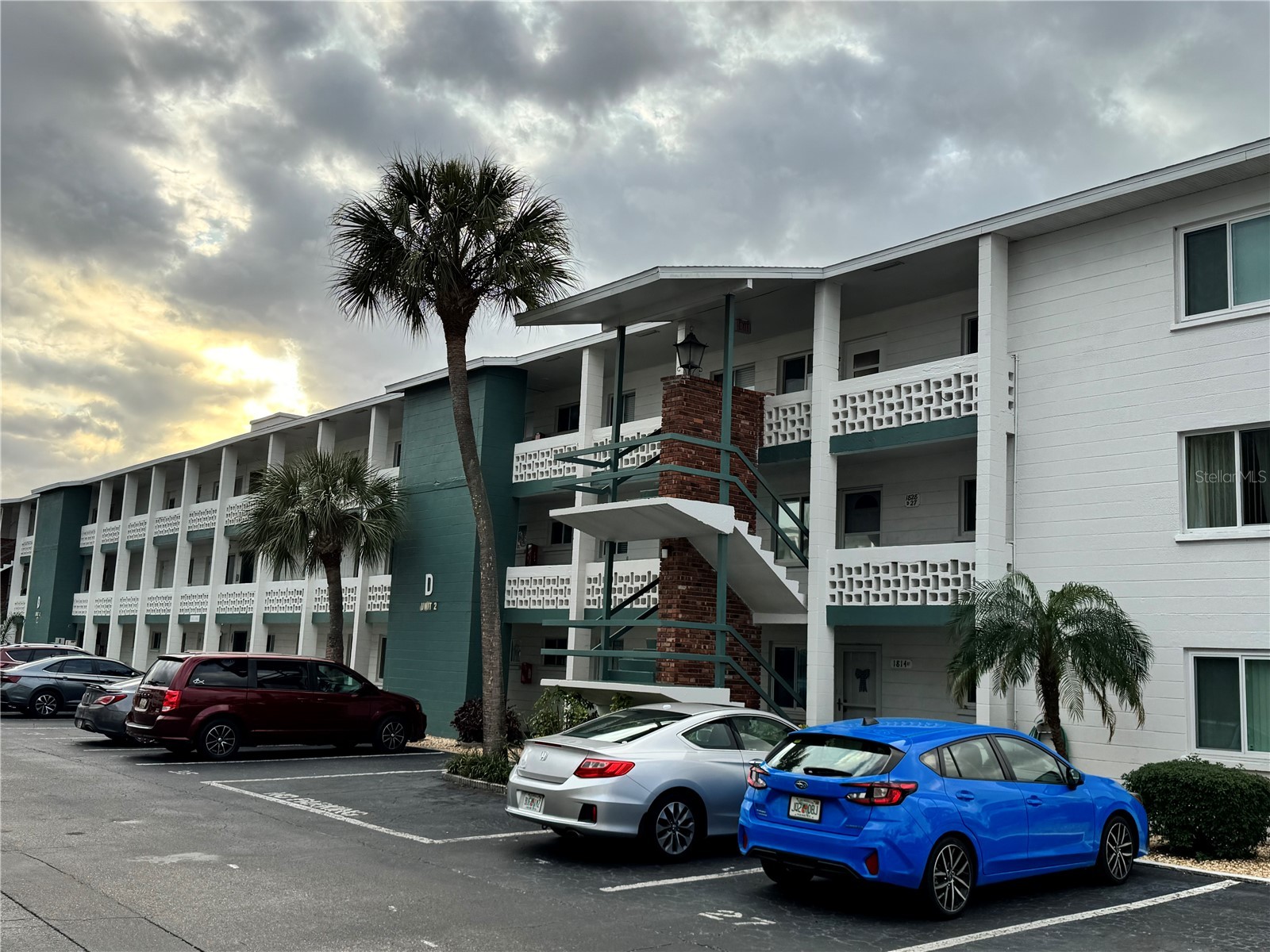 1826 SUNNY DRIVE D26