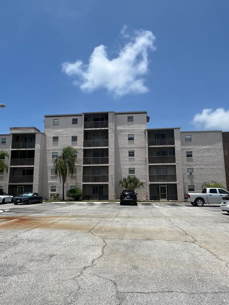 5541 BAY BOULEVARD 107