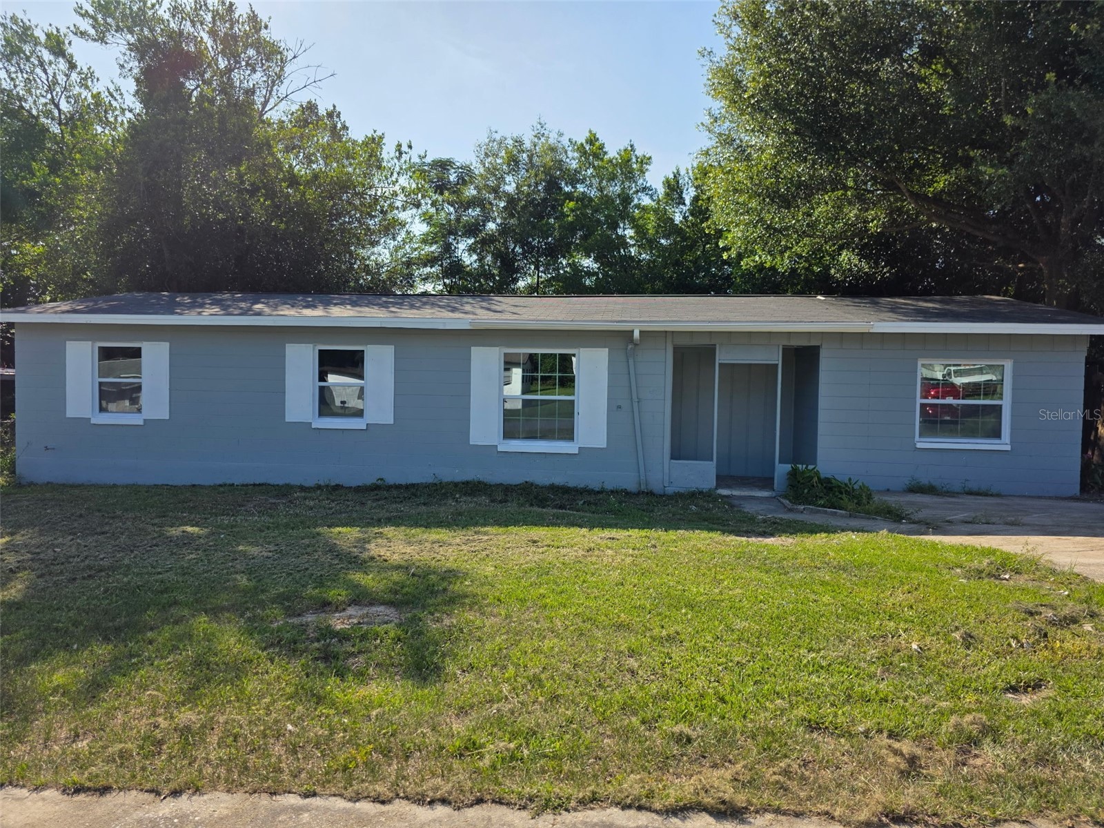 1869 W FREEMAN PLACE