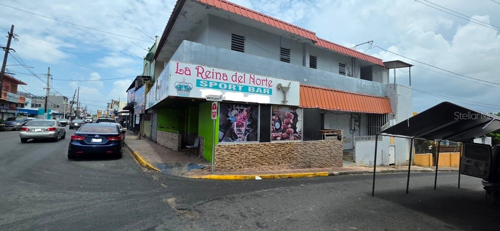 William AVE BORINQUEN ESQ