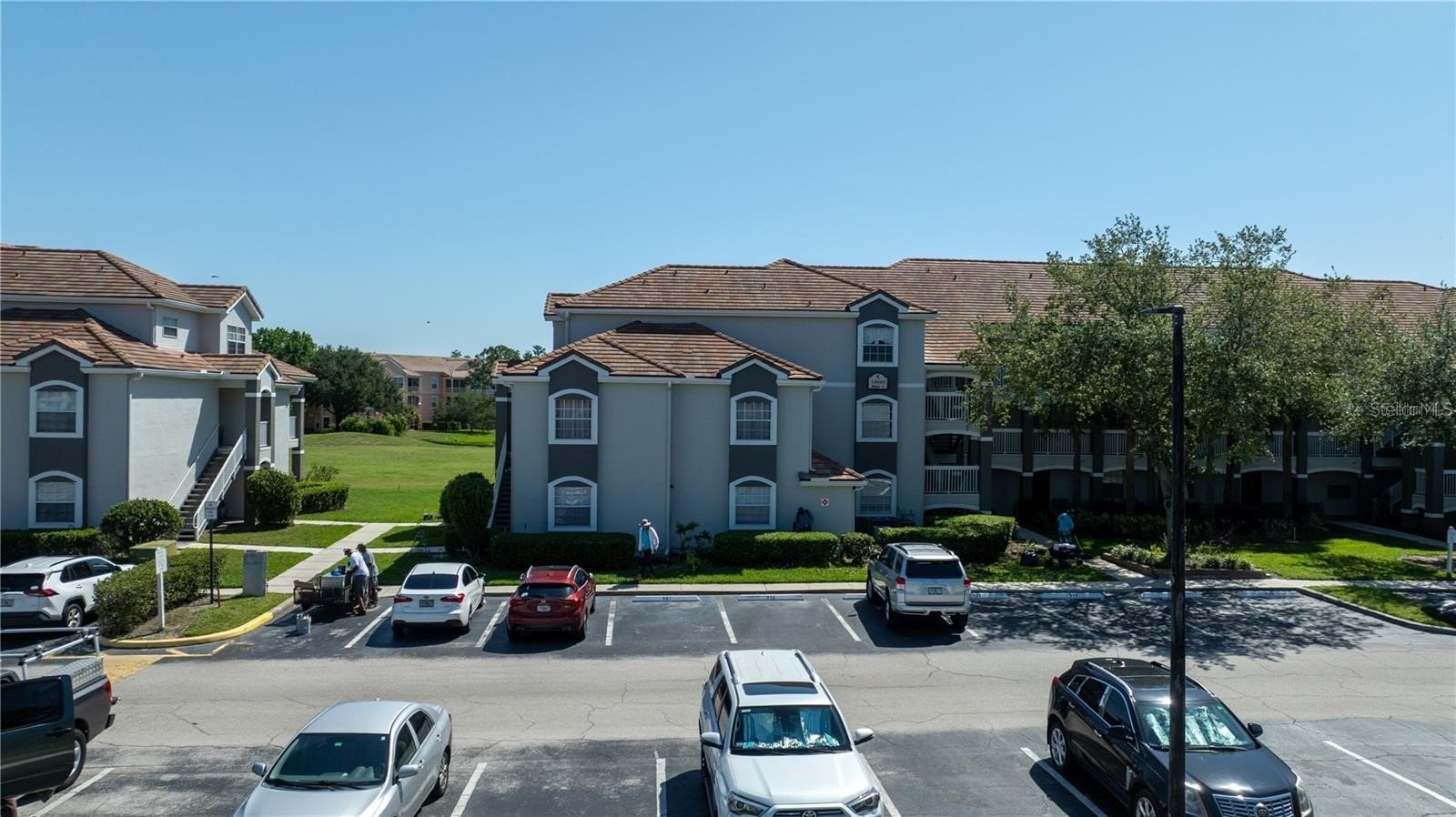 14049 FAIRWAY ISLAND DRIVE 122