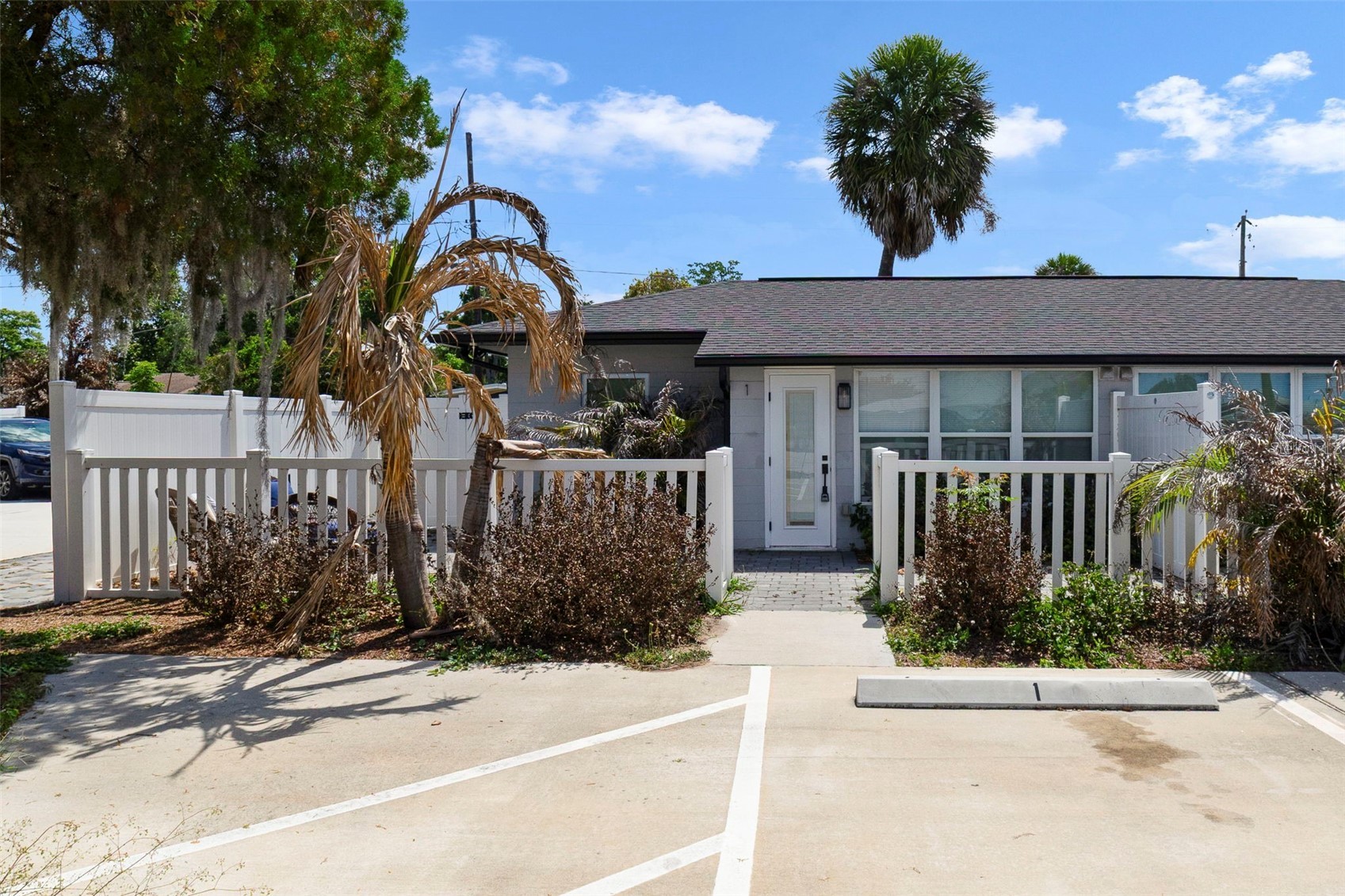 4521 EDGEWATER DRIVE 1