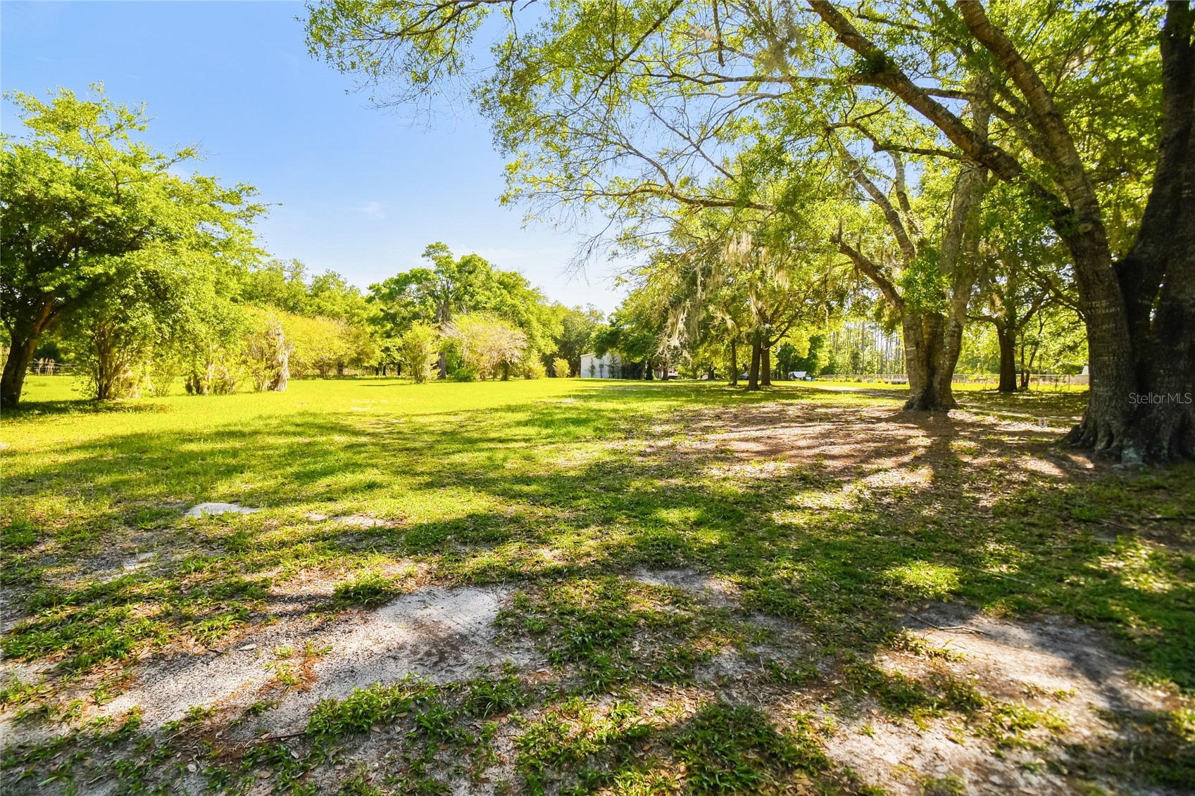 12500 HAMLIN ROAD