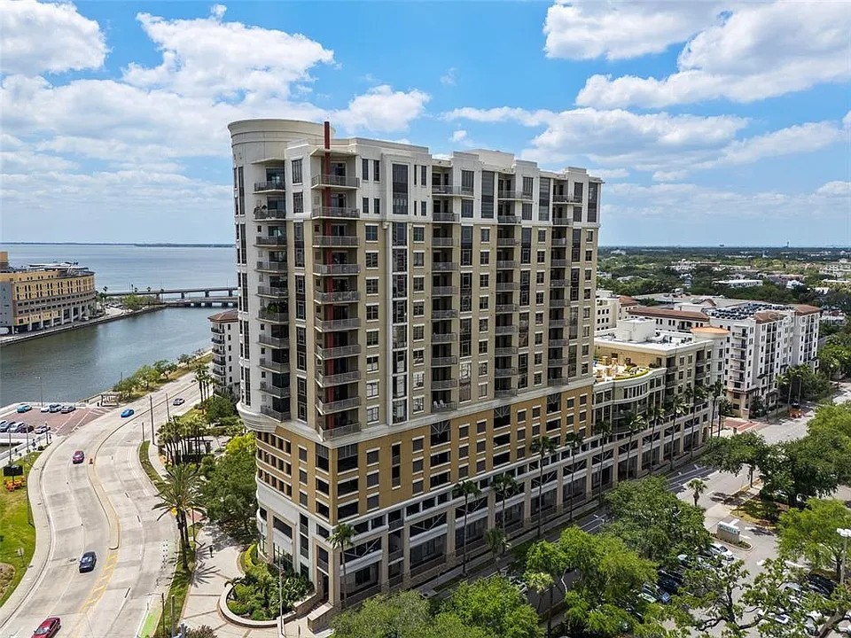 275 BAYSHORE BOULEVARD 904