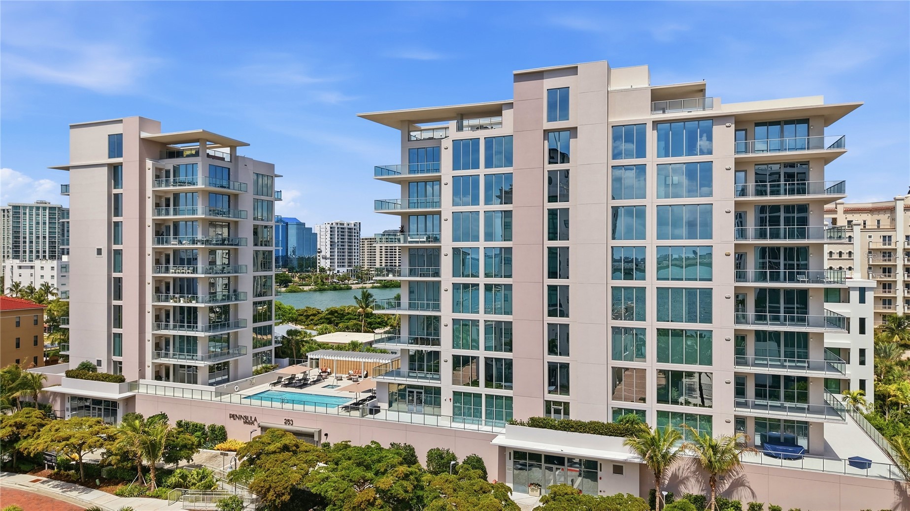223 GOLDEN GATE POINT 302