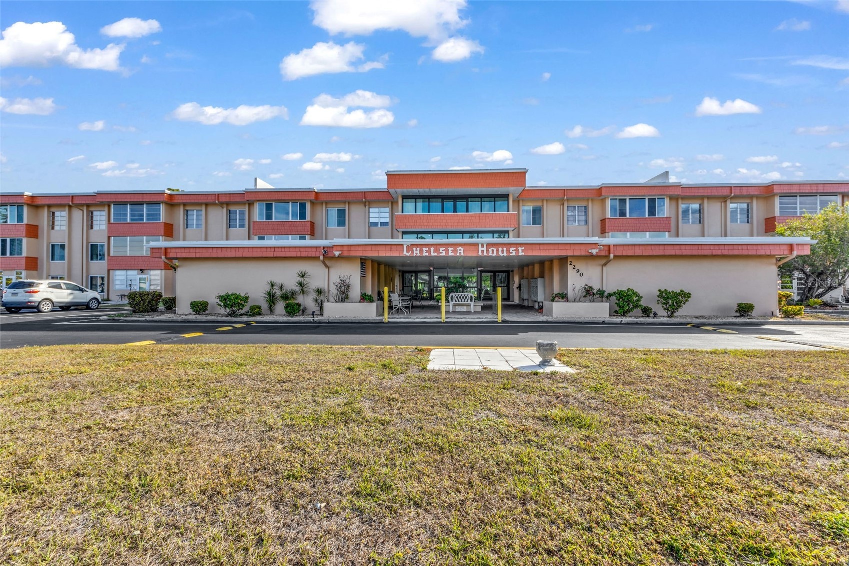 2290 AARON STREET 109