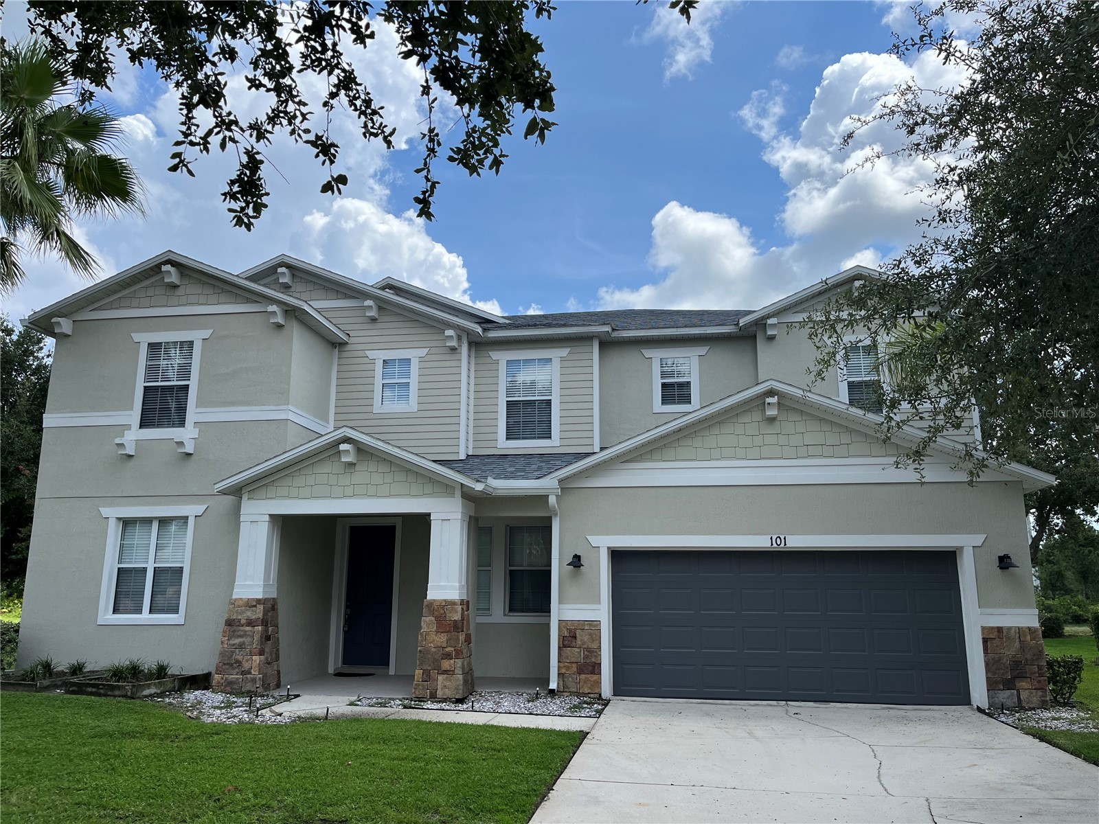 101 HAGGE DRIVE