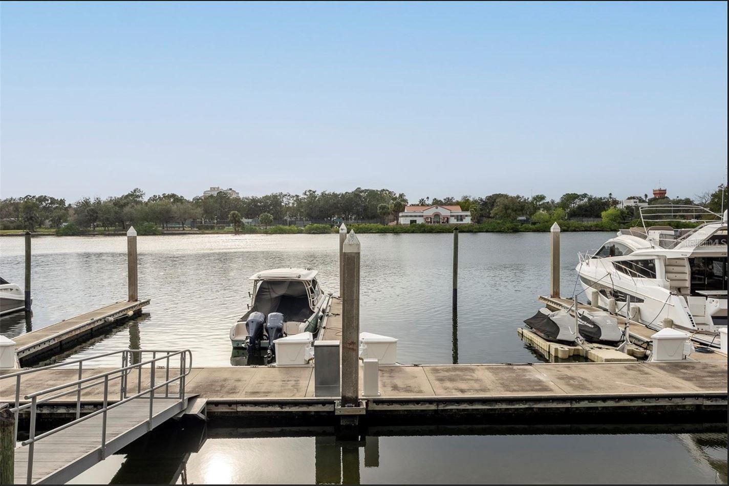 60 MARINER WAY 60