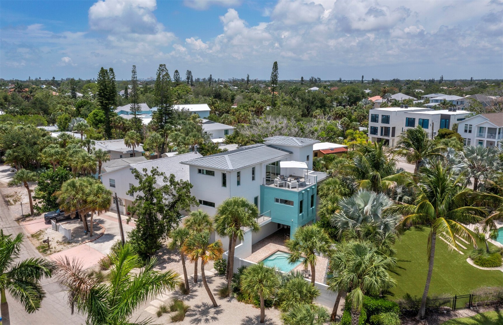 471 ISLAND CIRCLE