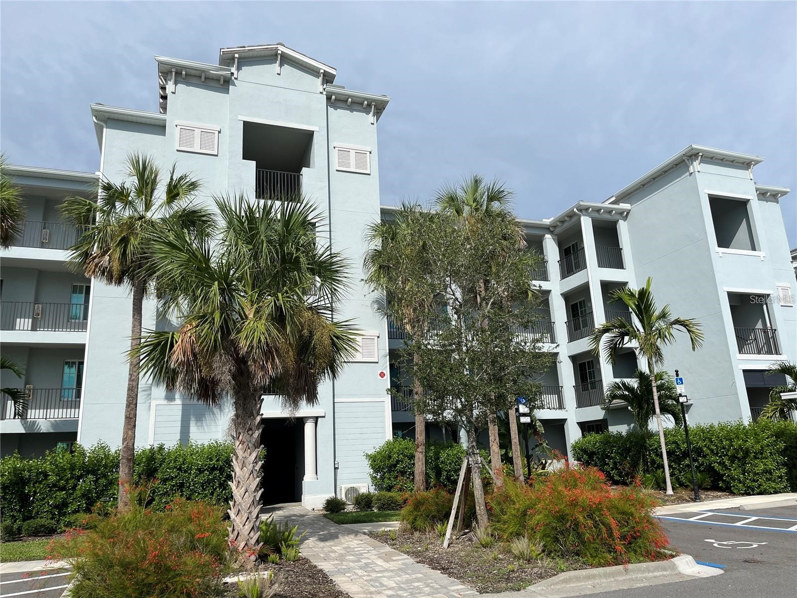 14091 HERITAGE LANDING BOULEVARD 124