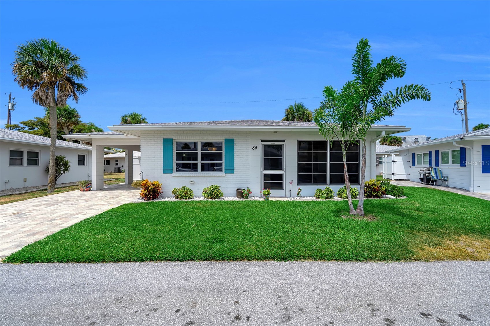 1977 BEACH ROAD 84
