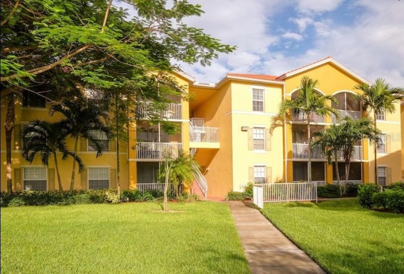 4105 RESIDENCE DRIVE 717