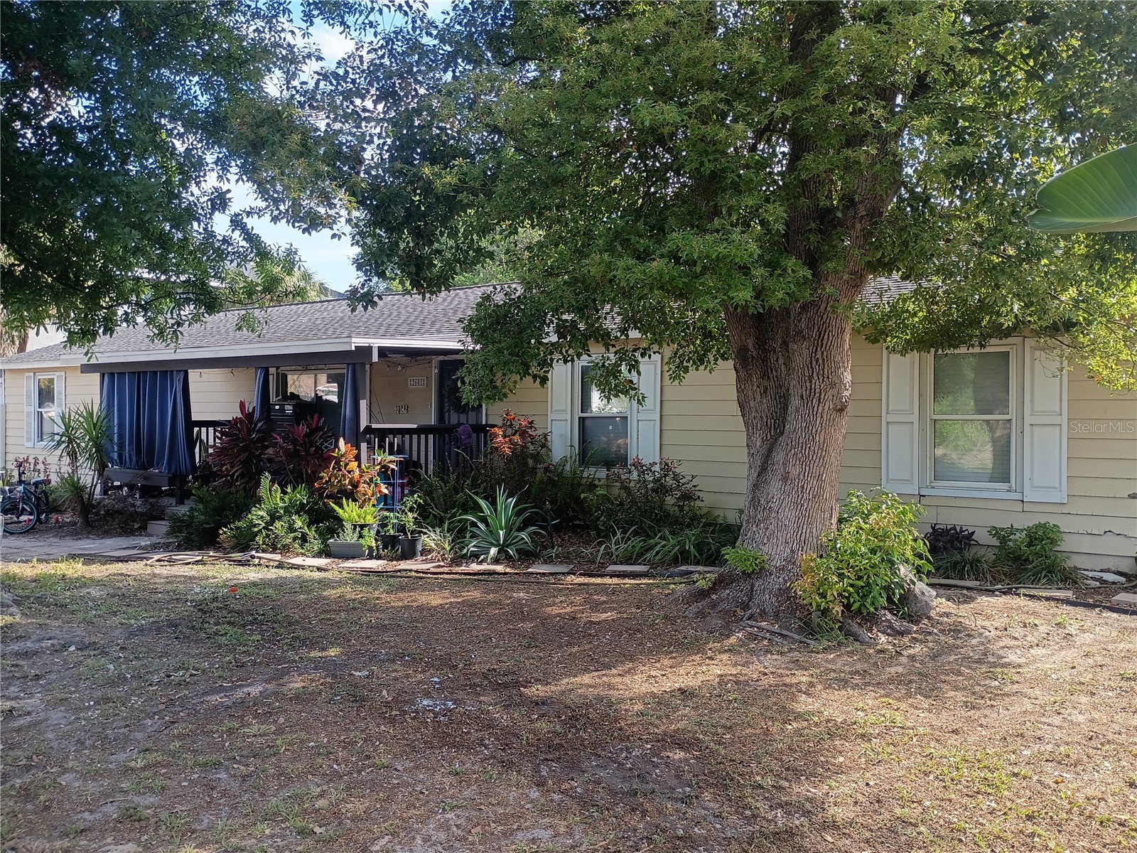 2601 MANATEE HARBOR DRIVE