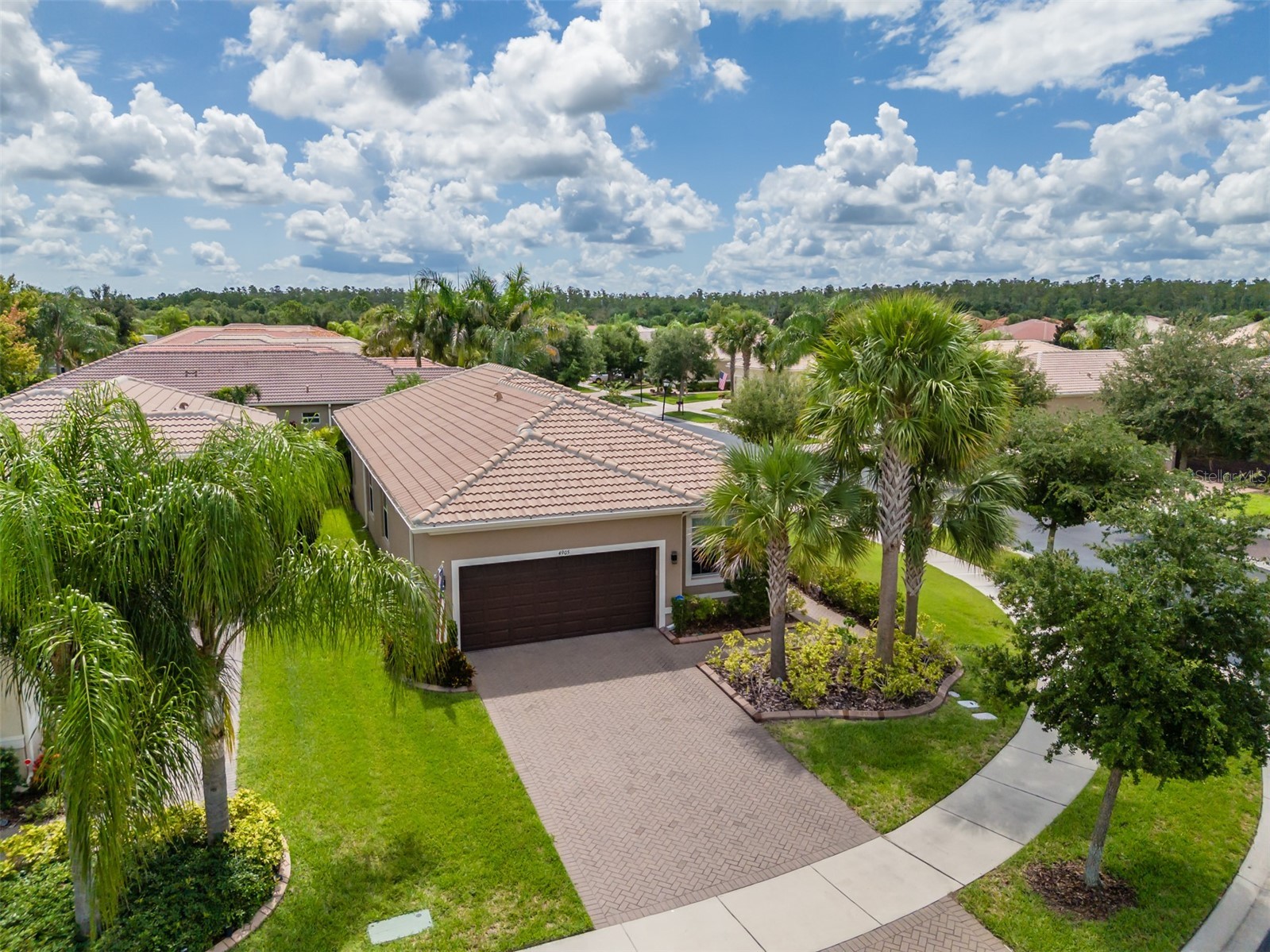 4905 SANDY GLEN WAY
