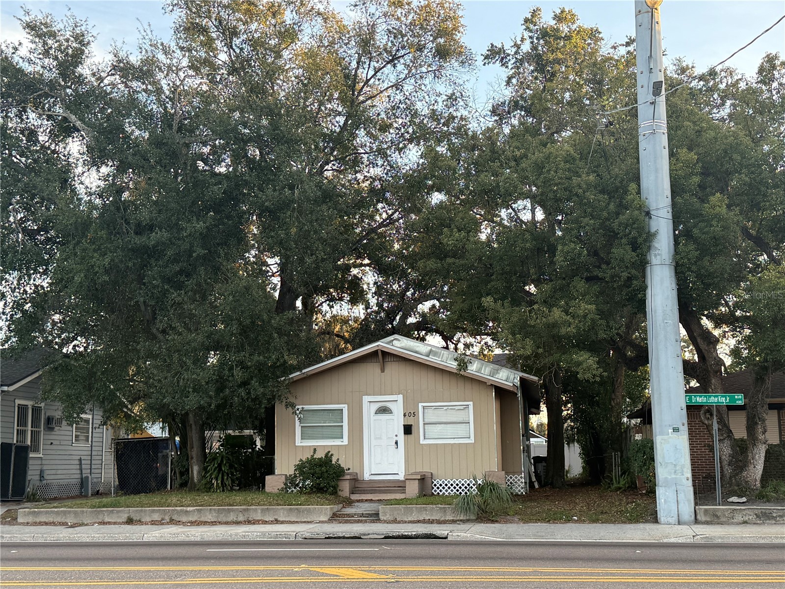 405 E DR. MARTIN LUTHER KING JR. BOULEVARD