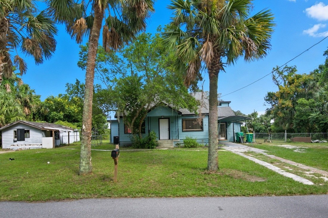 711 S PALMETTO AVENUE