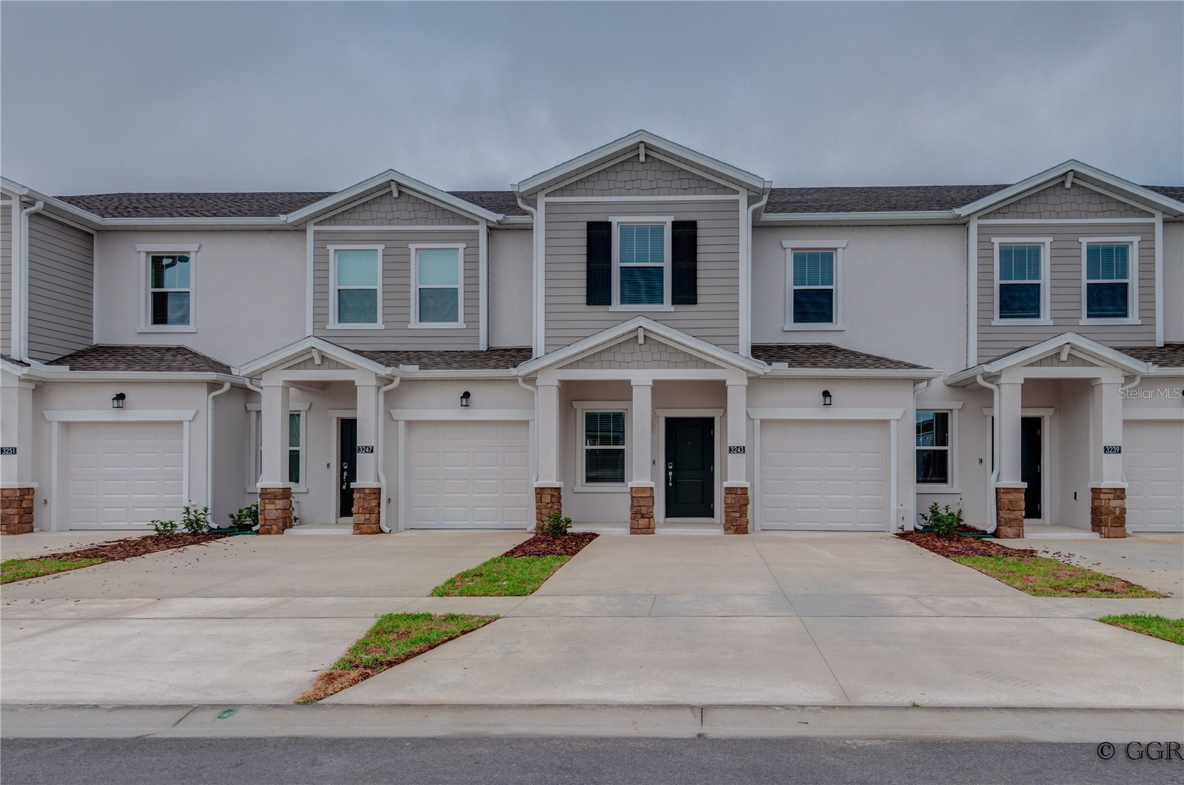 3243 LAURENT LOOP