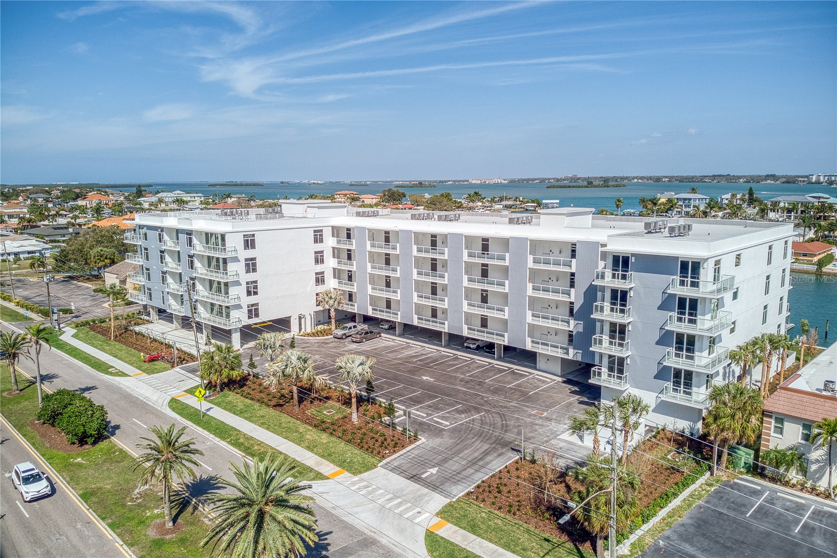 415 ISLAND WAY 206