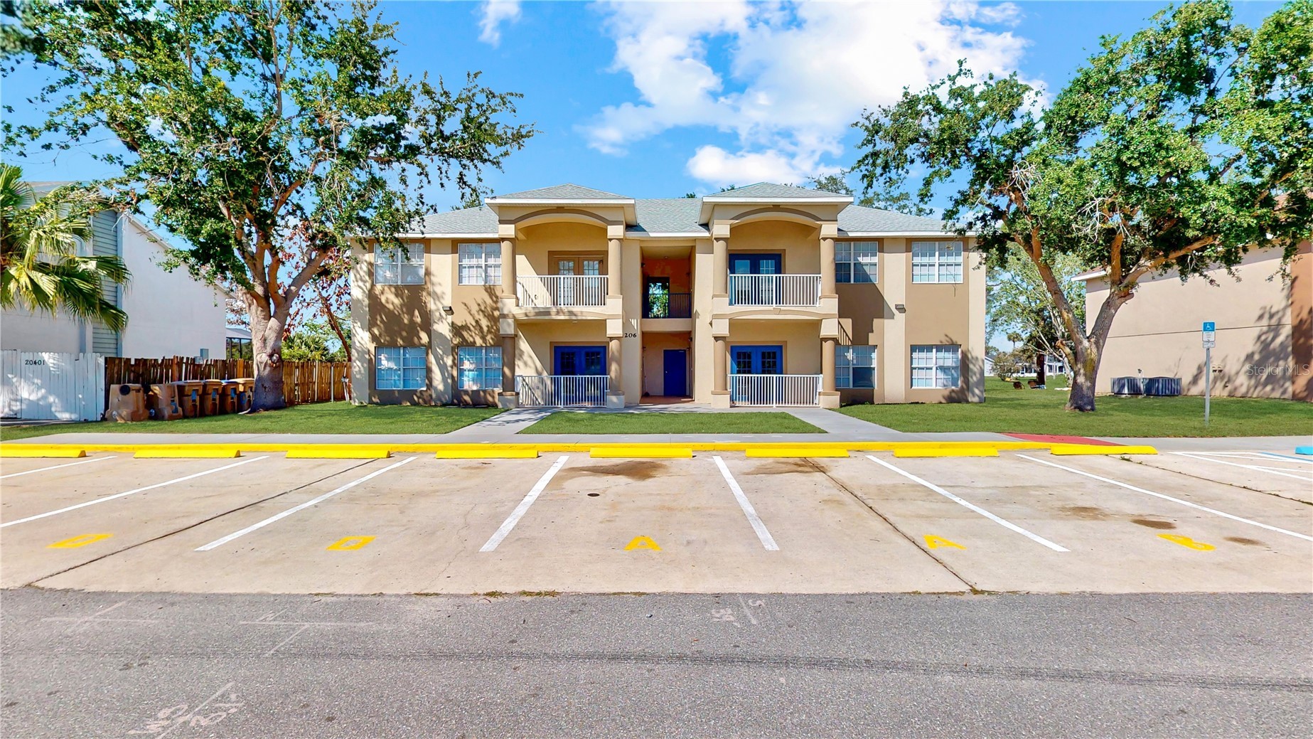 206 MAJORS LANE D