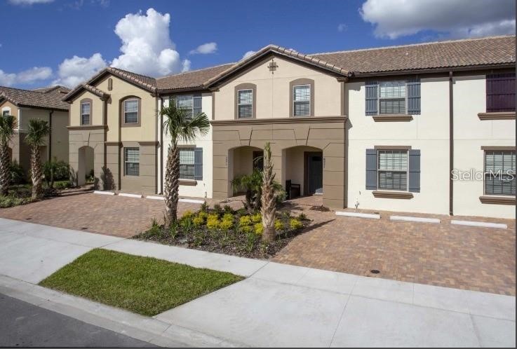 8875 GENEVE CT